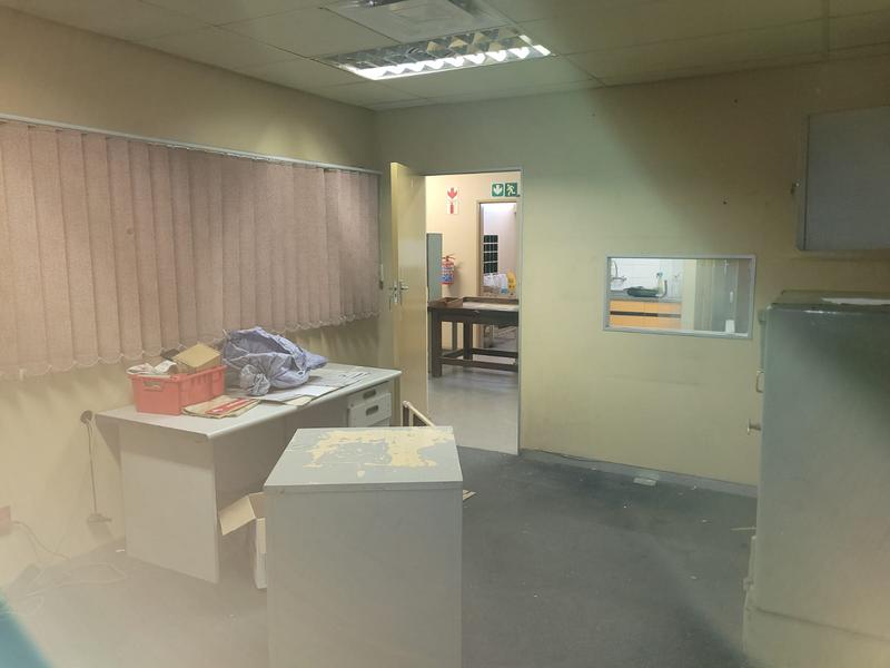 To Let commercial Property for Rent in Milnerton Central Western Cape